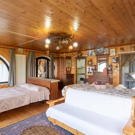 Giulietta By Interhome Pianello Del Lario