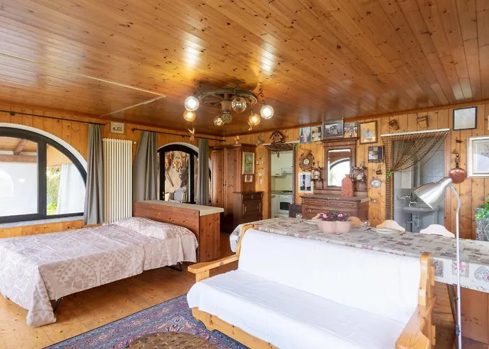 Giulietta By Interhome Pianello Del Lario